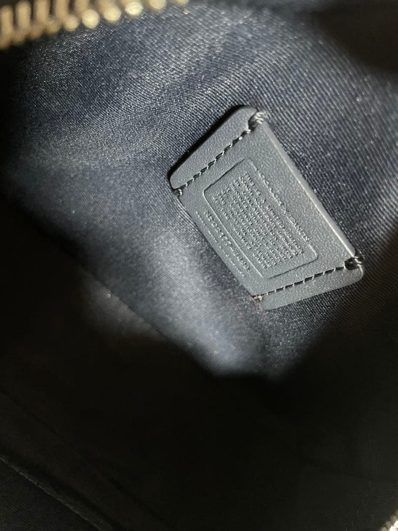 り*ご様 [美品] ❤️COACH❤️SNOOPY ピーナッツキャラクター ショ