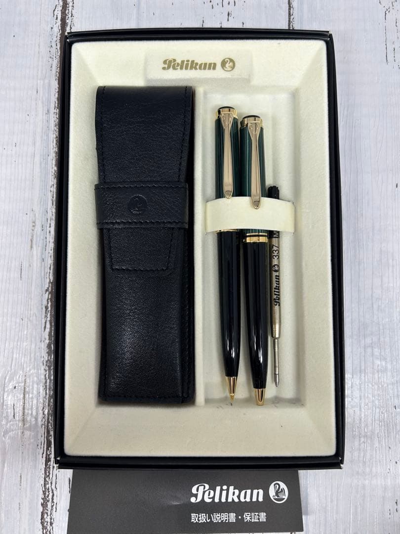 Pelikan【ボールペン＆シャープペンシルセット】ケース付き