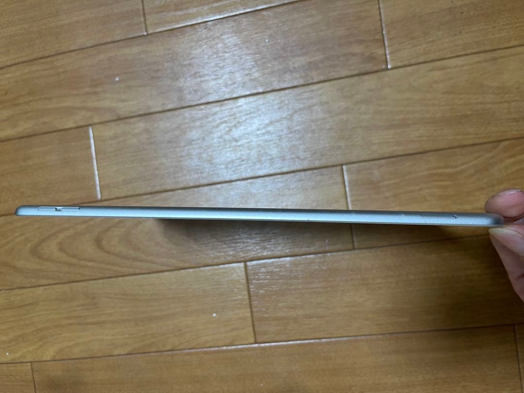 Apple iPad Air (第3世代) 64GB