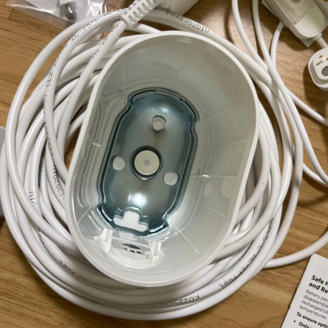 【美品】Arlo Ultra 2 4K UHD 180° Ultra Wide