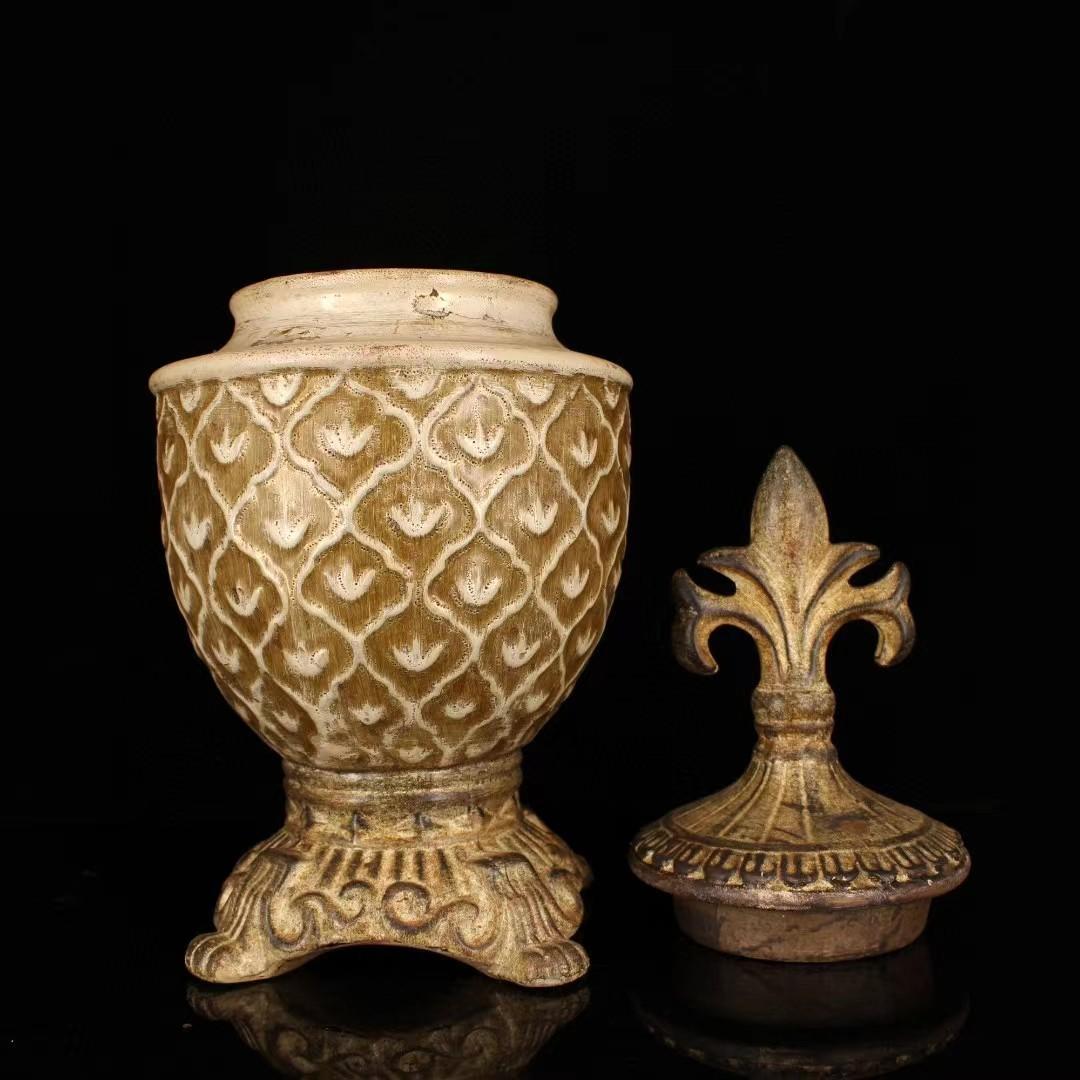 中国古美術・珍品旧蔵陶磁器の花瓶・文房具・茶道具・置物・観賞瓶・時代物・風水開運