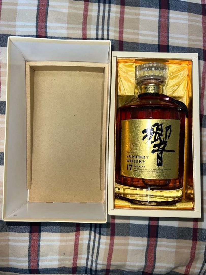 響 17年 ゴールドラベル(未開栓) ボックス付き