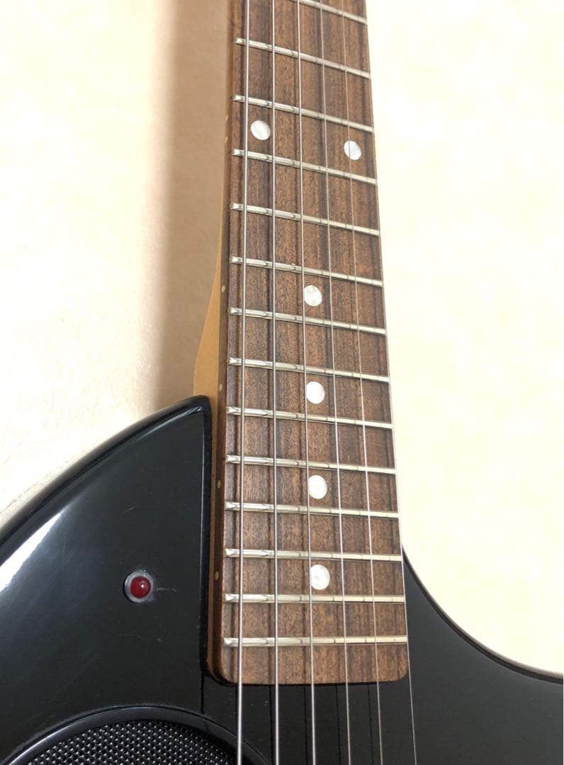 【超美品】ZO-3 ブラック アンプ内蔵ミニギター 専用ケース付き！！