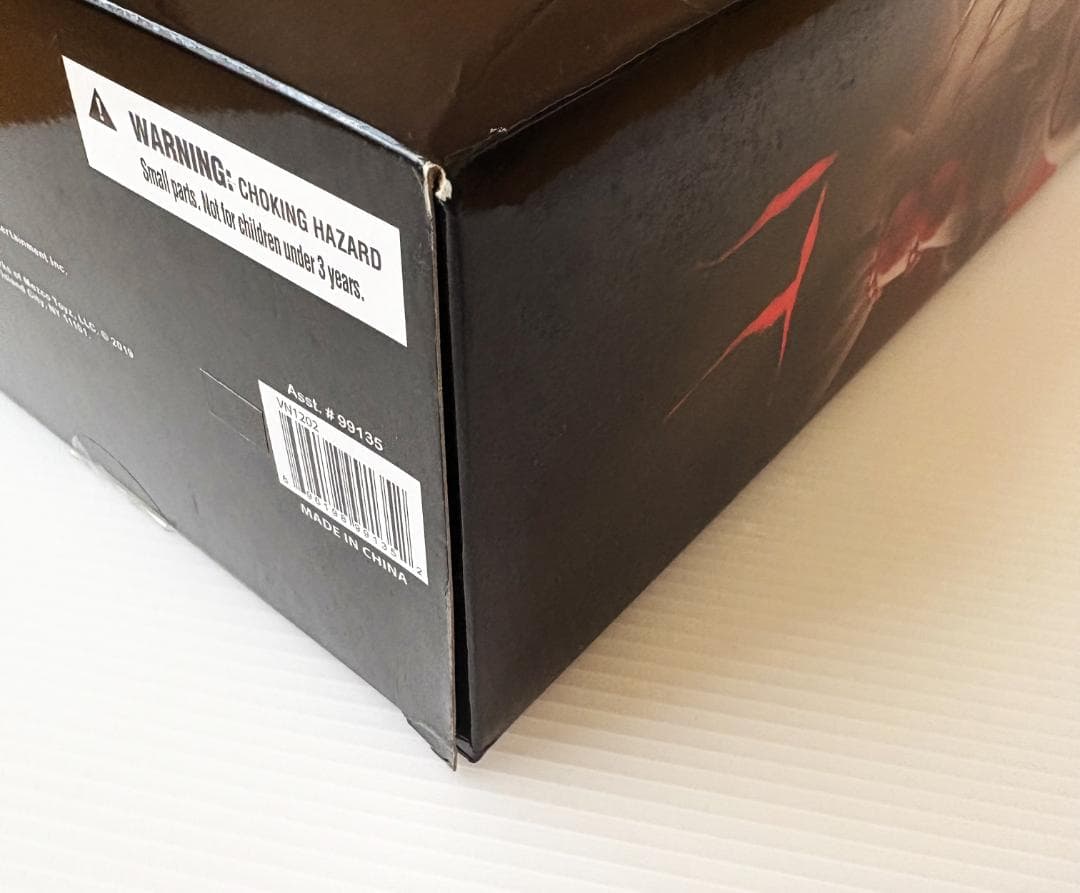 【びに様】ペニーワイズ フィギュア IT Living Dead Dolls