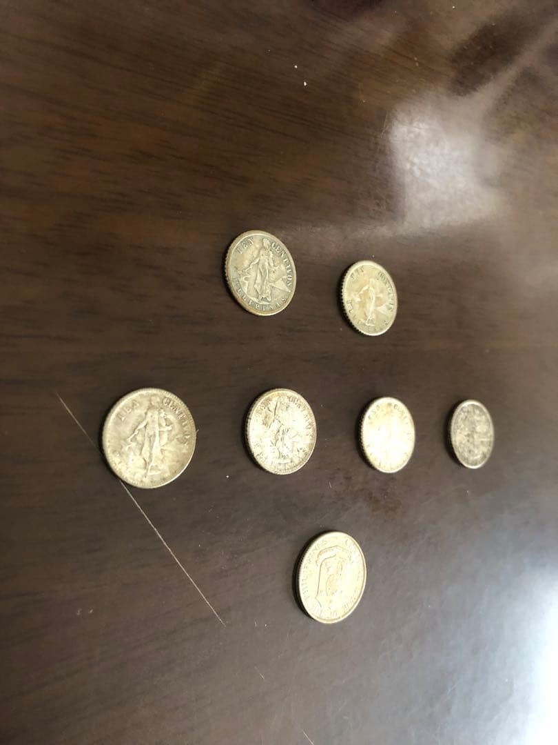 フィリピン10センタボ硬貨　1944年2枚、1945年4枚、1960年1枚、計7
