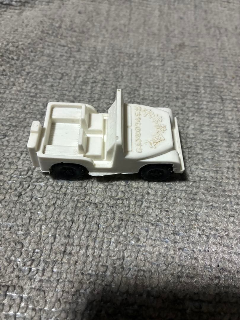 かなりレア宇津救命丸のプラのミニカー50年前⁇程の商品かと思います。