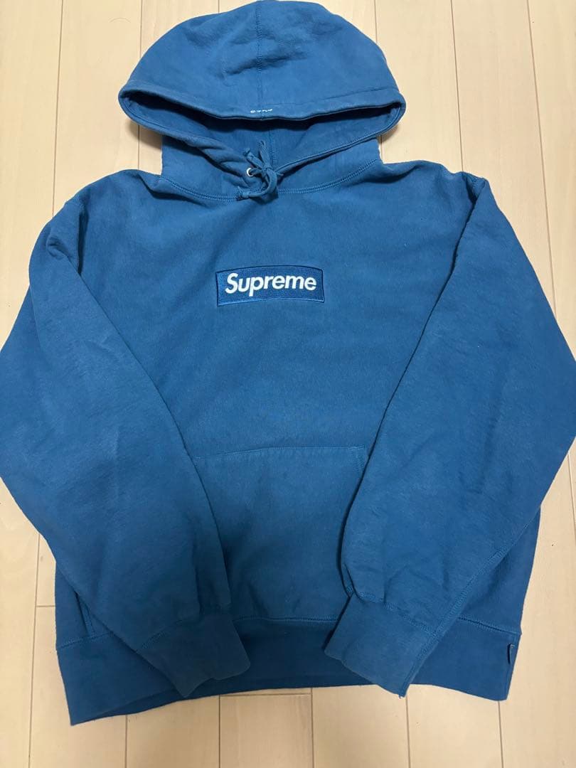 supreme BOX LOGO フーディ