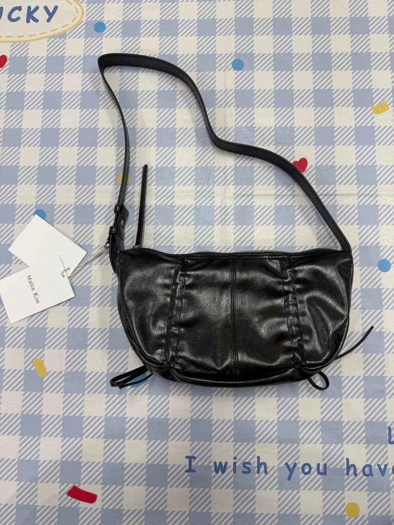 Matin Kim ショルダーバッグ / ブラック