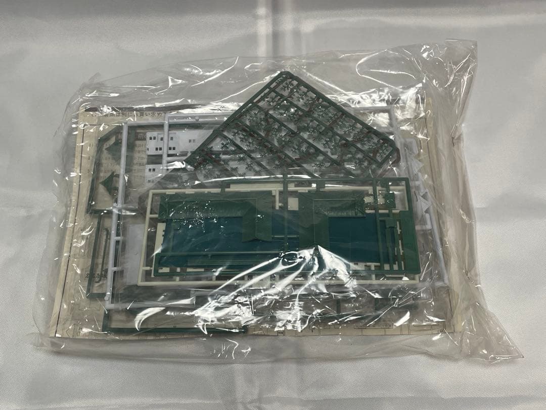 ソフビキット ゴジラ名古屋城に接近！モスゴジ ジオラマセット