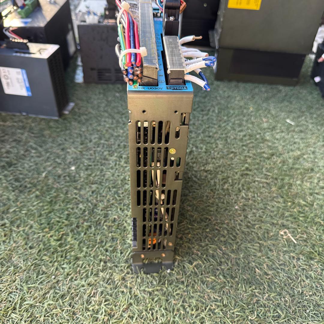 SANYO DENKI Toyoda MC1K-U030V サーボ アンプ