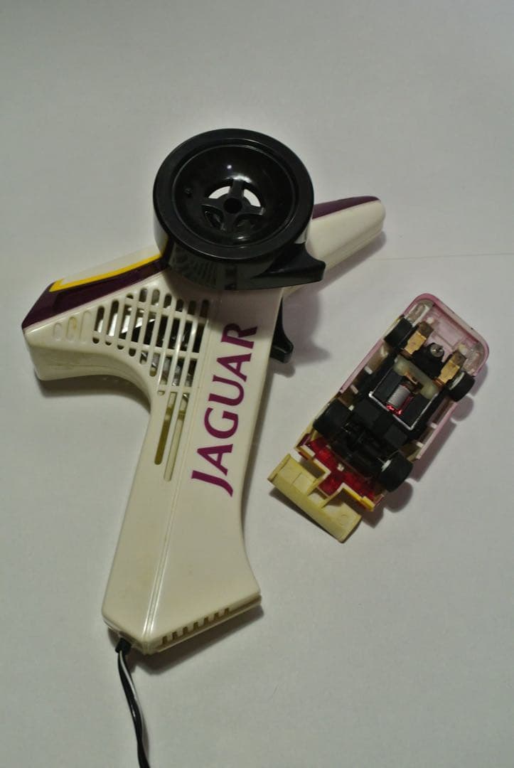 トミーマグナカー・ナイトランセット・ターボコントローラーとカーセット・ジャガー