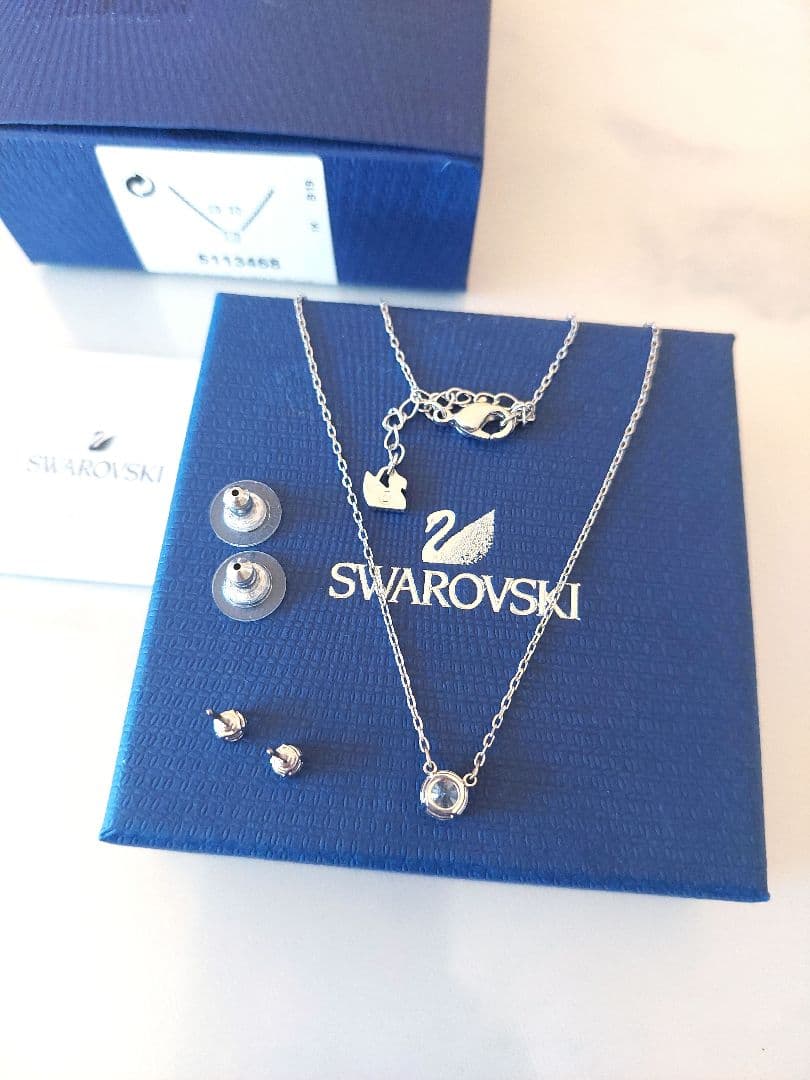 ゆさん専用 SWAROVSKI Attractピアス ネックレス