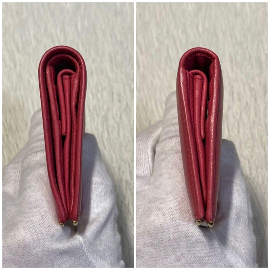 週末限定特価美品　PRADA プラダ　二つ折り　財布　コンパクト　ミニ　ピンク