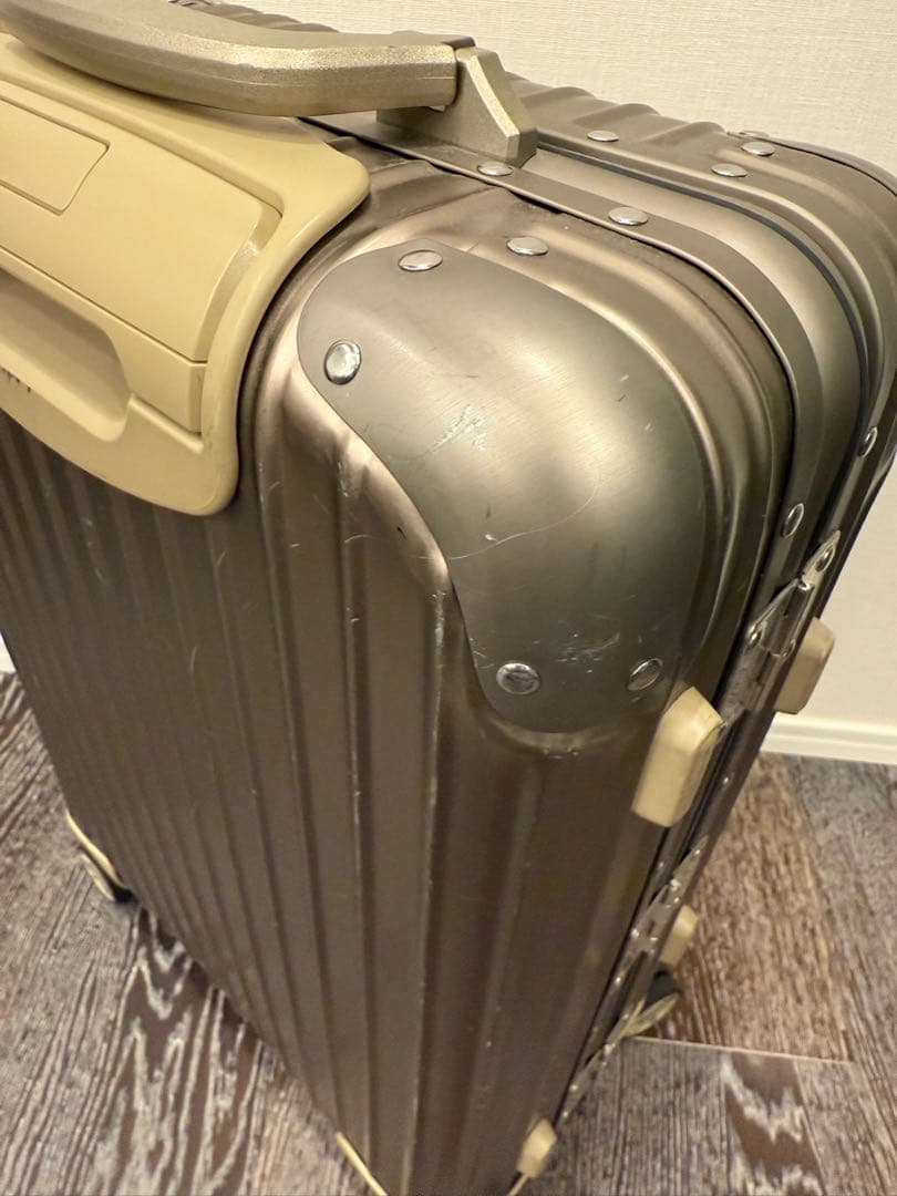 RIMOWA リモワ トパーズ チタニウム 33L