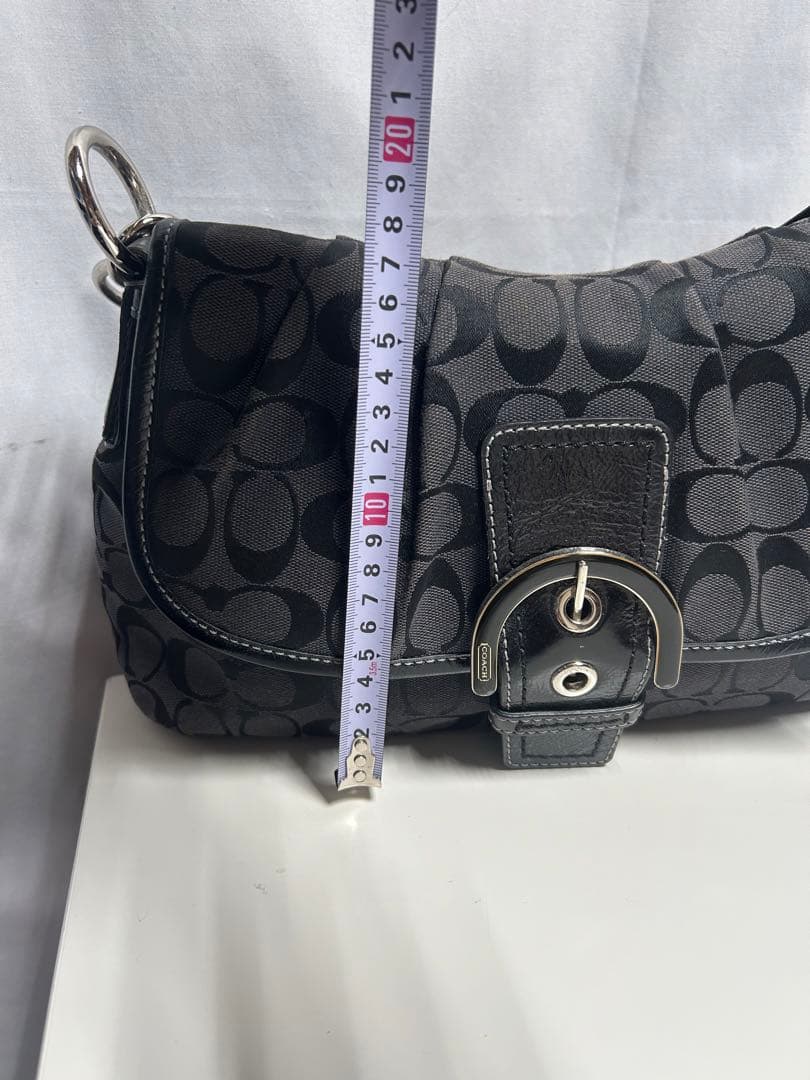 【#nr/11.3/12】コーチソーホーシグネチャーフラップホーボー　coach