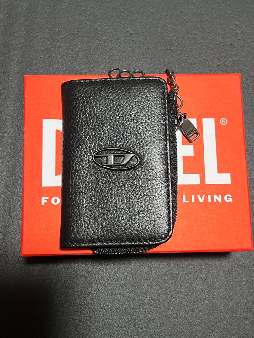 DIESEL レザー ブラック キーケース ディーゼル Lジップキー箱付き