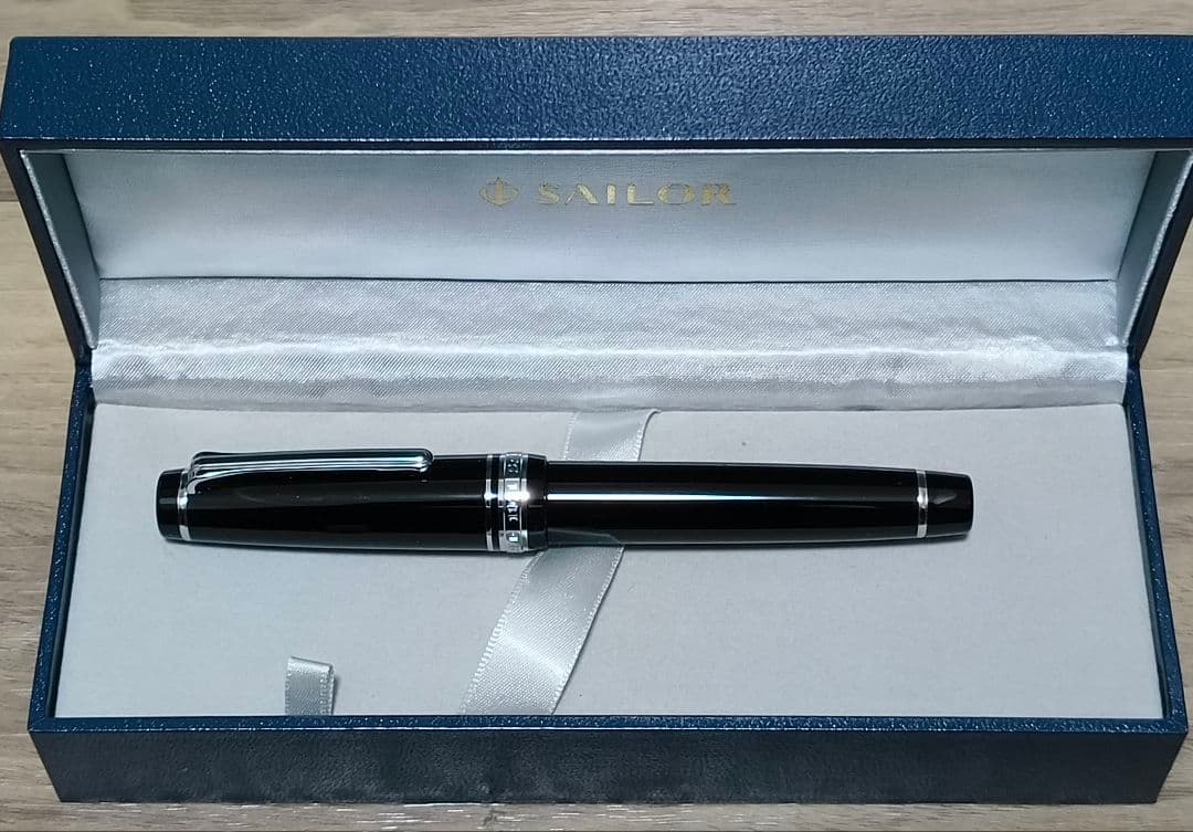 セーラー万年筆　プロフェッショナルギア　M中字