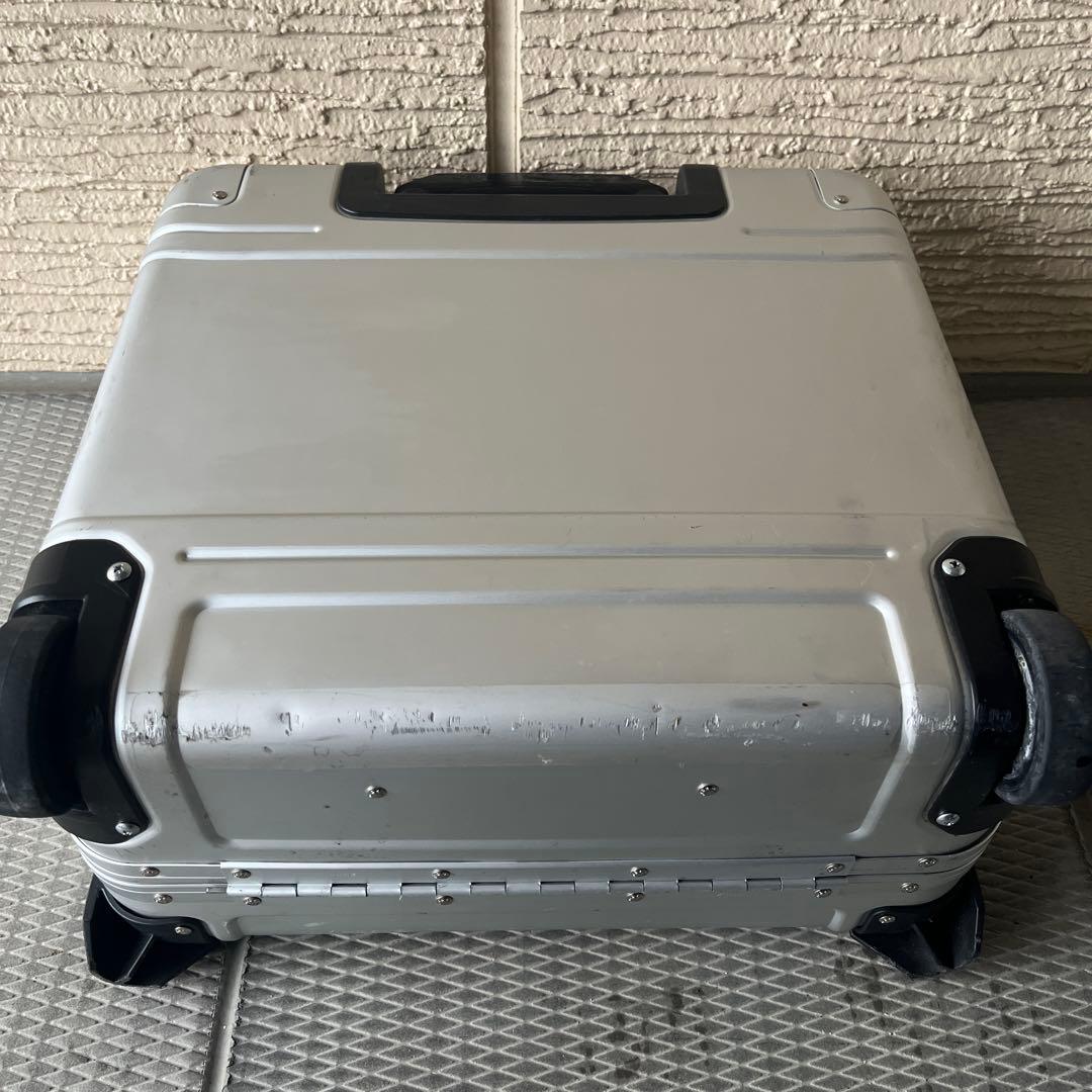 ゼロハリバートン　スーツケース