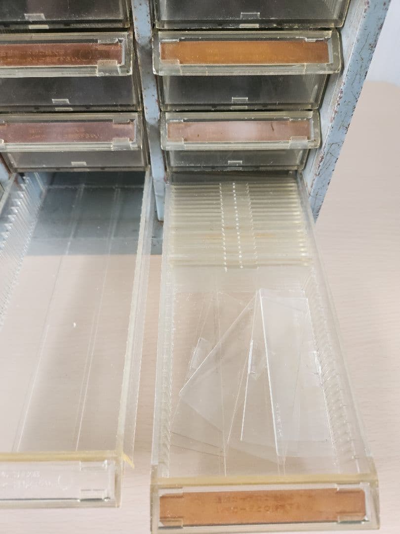 HOZAN パーツキャビネット　レトロ