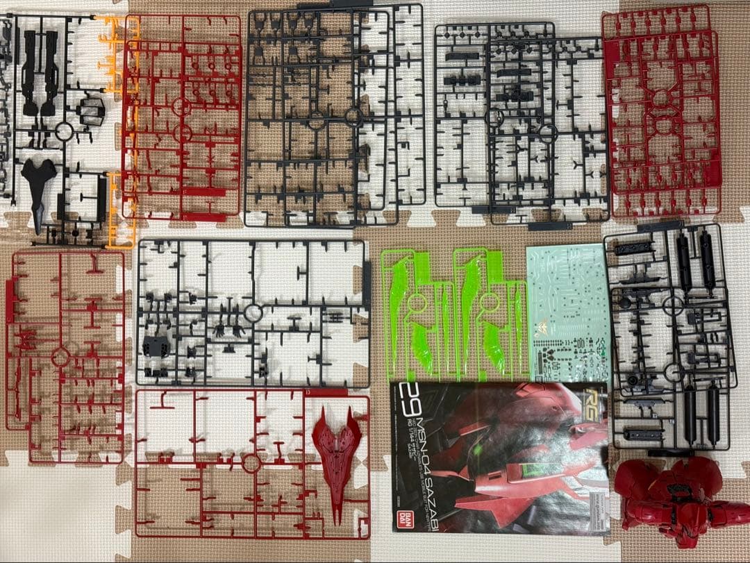 1/144 RG RX-93 νガンダム MSN-04 サザビー