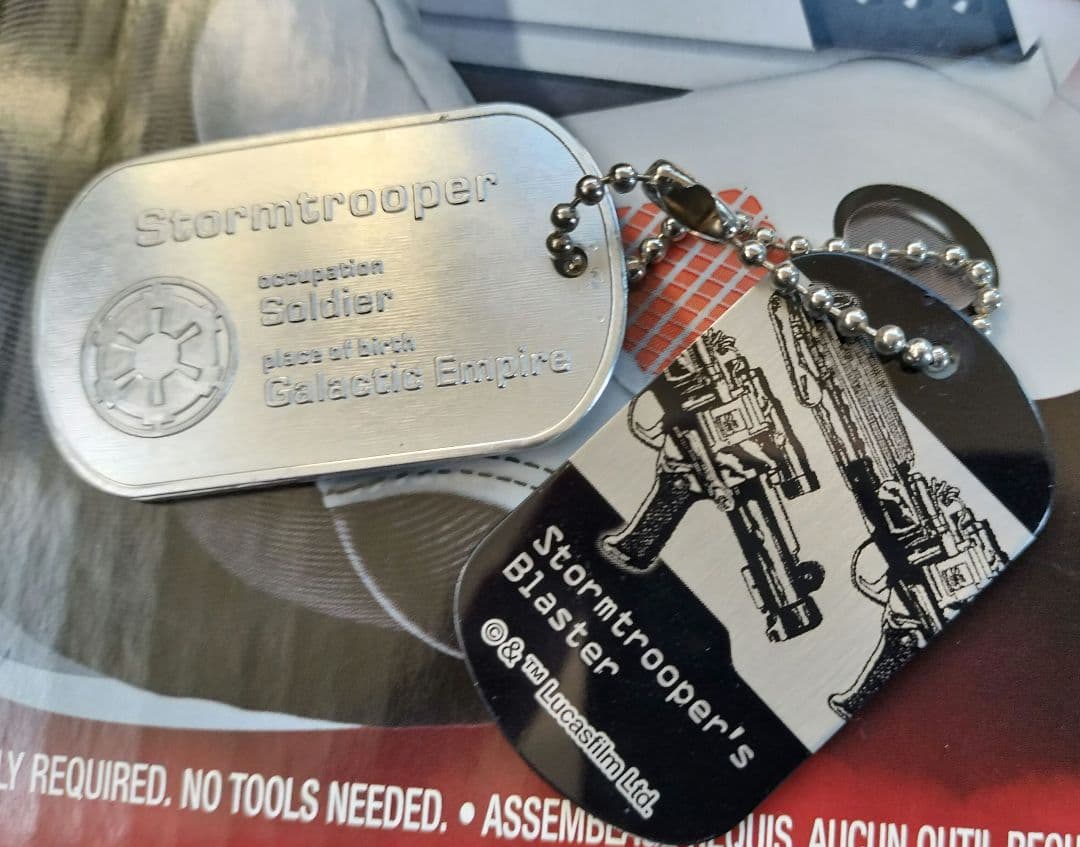 ハズブロ　タカラトミー　ディズニー　スターウォーズ　ナーフ　トルーパー　タグ
