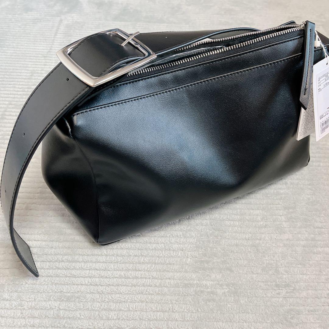 【未使用】UNITED ARROWS スクエア ビッグバックル ショルダーバッグ