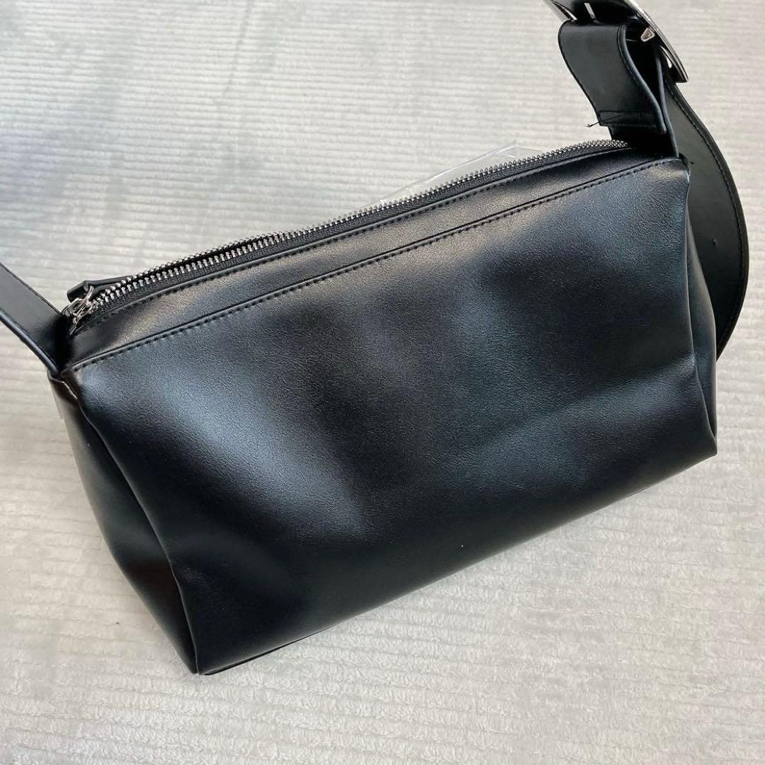 【未使用】UNITED ARROWS スクエア ビッグバックル ショルダーバッグ