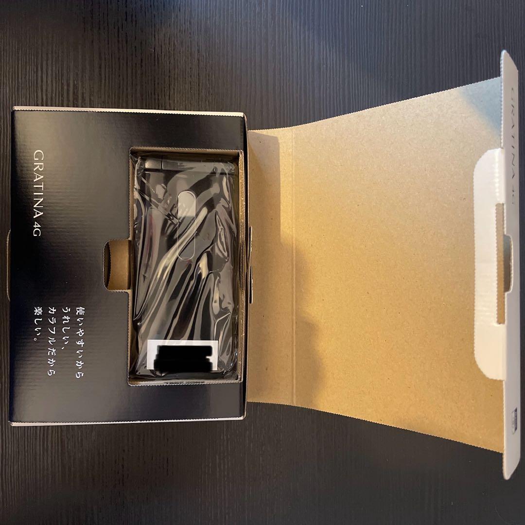 【未使用品】★通電確認済み★au GRATINA4G（BK） 本体 バッテリー付