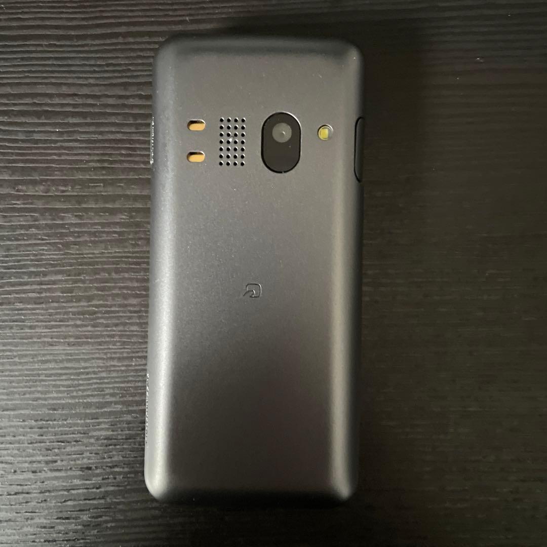 【未使用品】★通電確認済み★au GRATINA4G（BK） 本体 バッテリー付