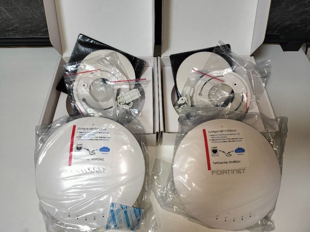 新品・未使用品 FORTINET FAP-221C-J 無線アクセスポイント