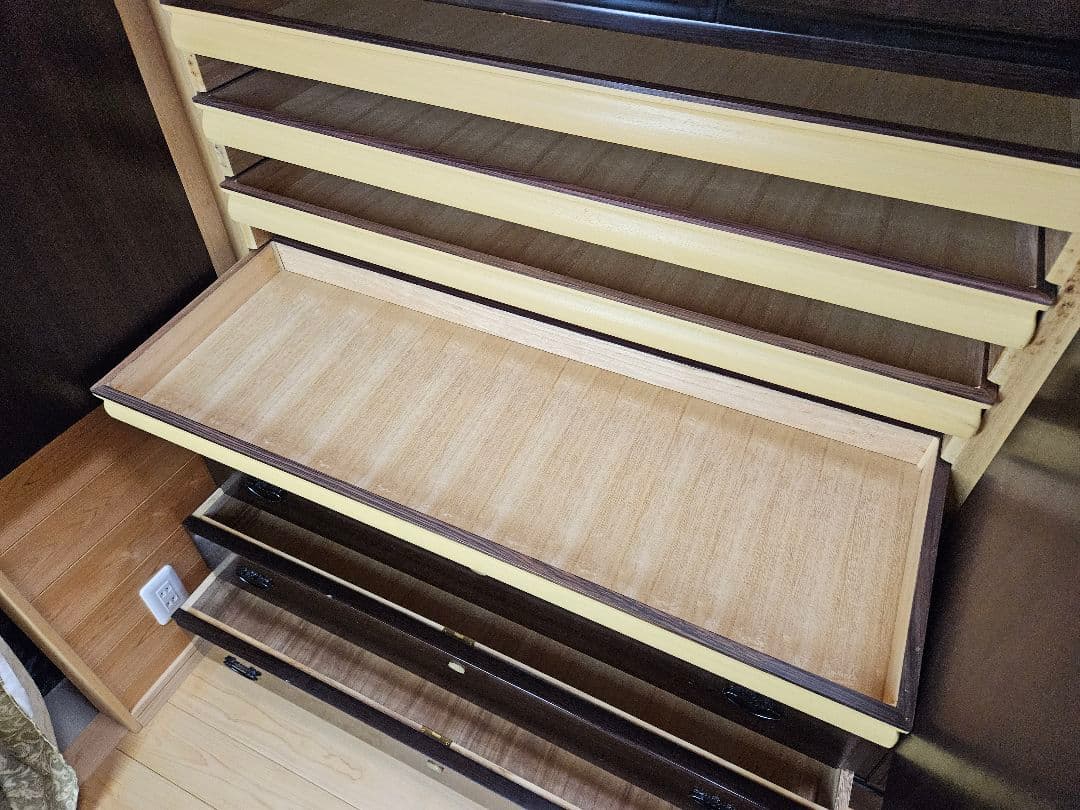 和箪笥　桐箪笥　年代物　アンティーク