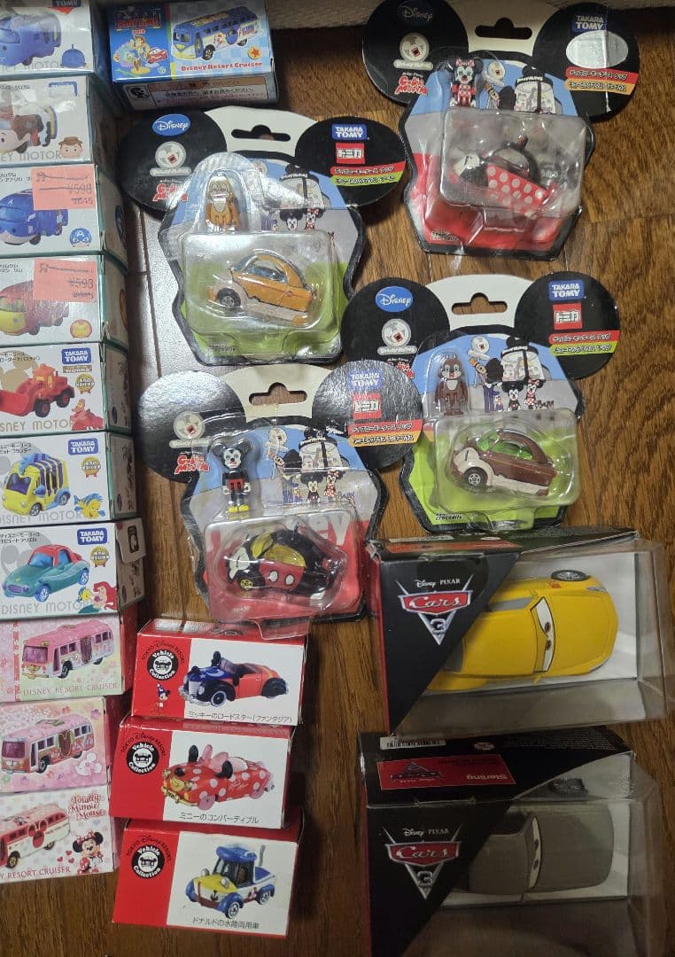 トミカディズニー　７０台