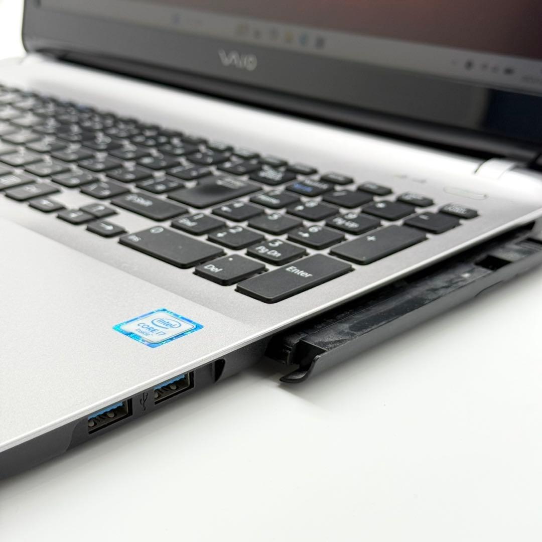 VAIOノートパソコンCore i7搭載 新品SSD 高速静音 Blu-ray