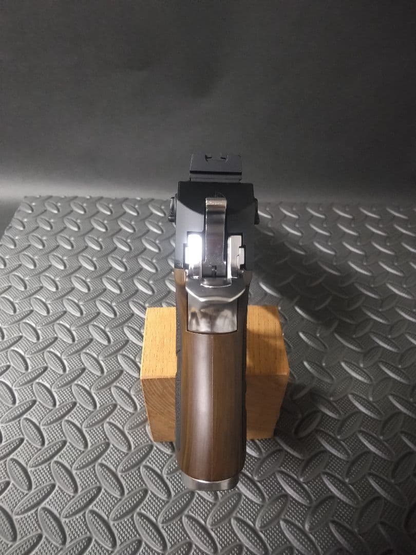 東京マルイ　ガスブローバックガン　ライトニングホーク