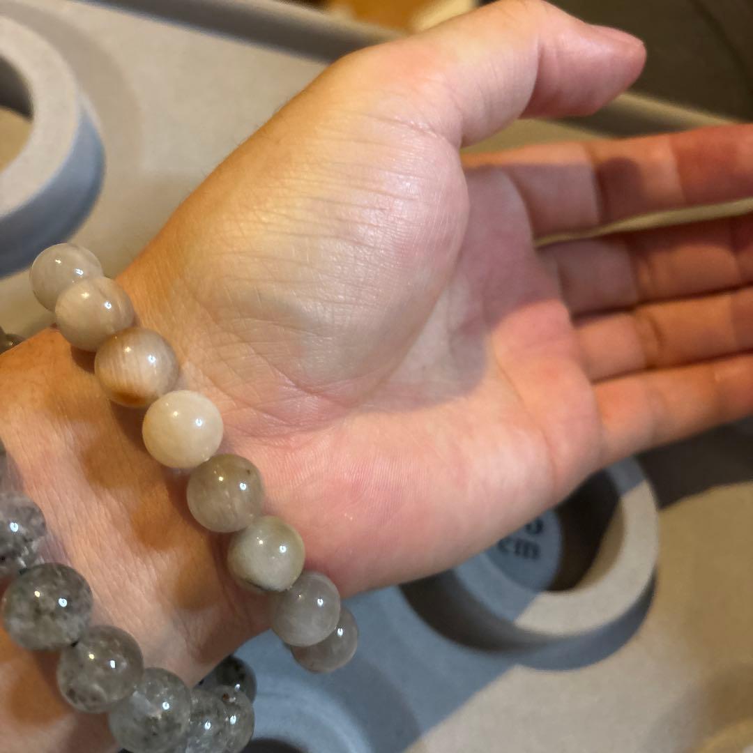 綺麗なホワイトラビットヘアルチル！ズーンとくる！