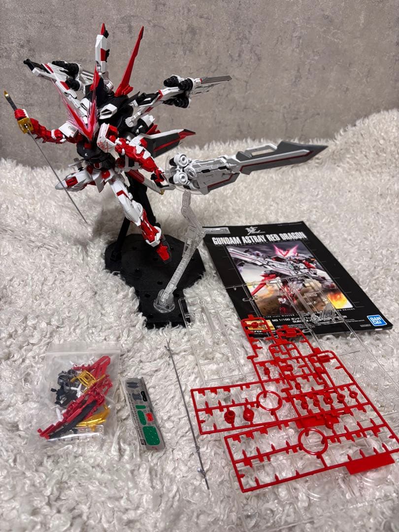 ＭＧ 1/100 ガンダムアストレイ レッドドラゴン
