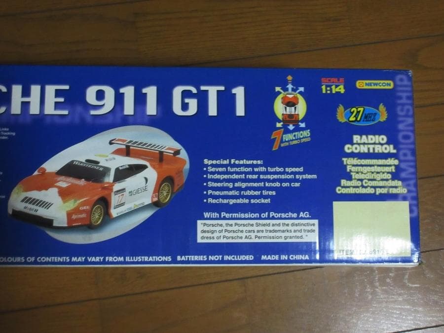 PORSCHE 911 GT1　1/14スケール　ポルシェ