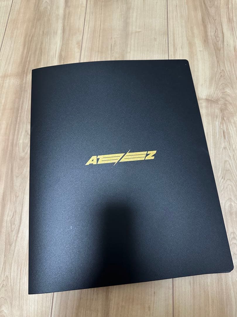 ATEEZ フォトカードWoo Young ウヨン　トレカ　トレカケース