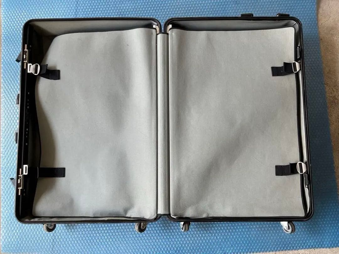 ゼロハリバートン　アルミ製スーツケース　made in USA 4輪キャスター