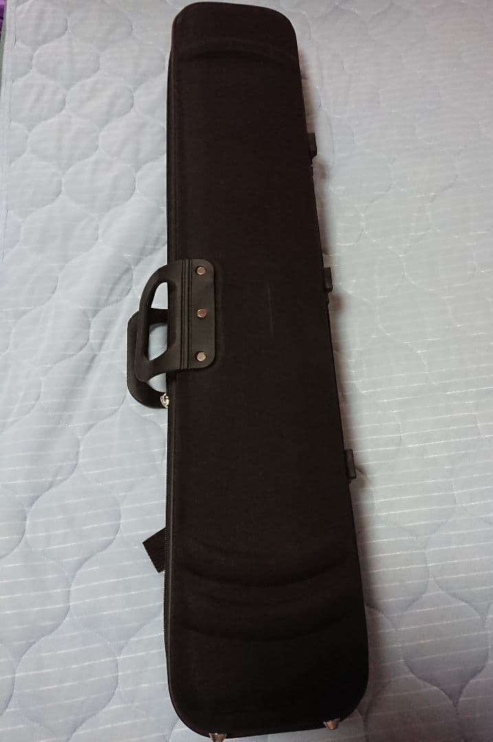 二胡  (紅木）弦 弓 ケース付き