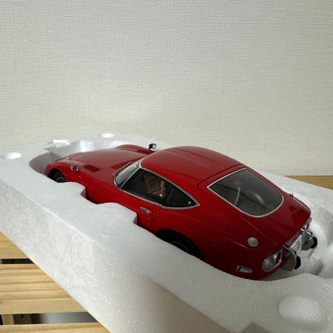 Autoart 1/18 トヨタ 2000GT クーペ