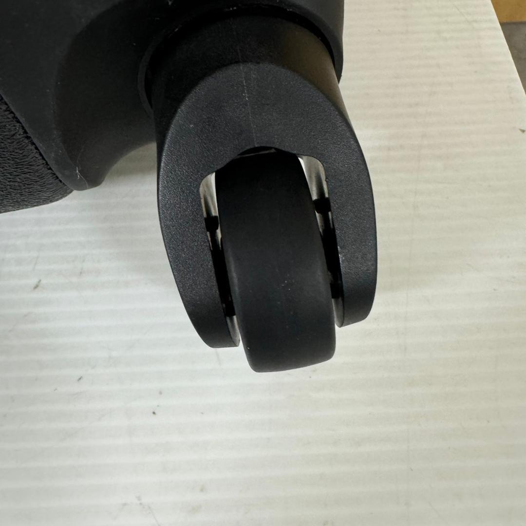 グリフィンランド キャリーケース 旅行鞄 スーツケース 新品未使用 Y0192