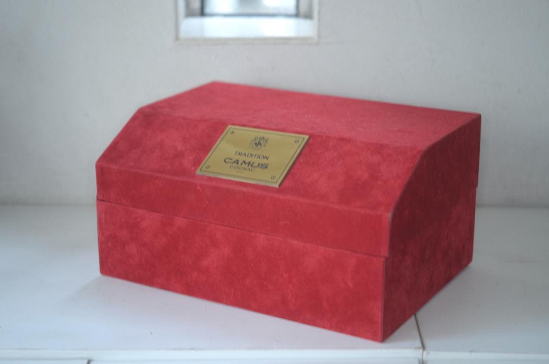 カミュ トラディション　バカラ　クリスタルボトル　替栓　冊子カード　化粧箱付き