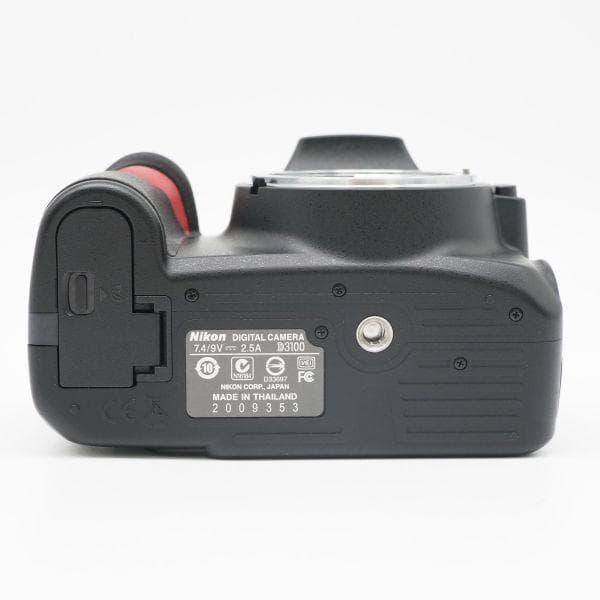 ショット数3,014！■ほぼ新品■ NikonD3100