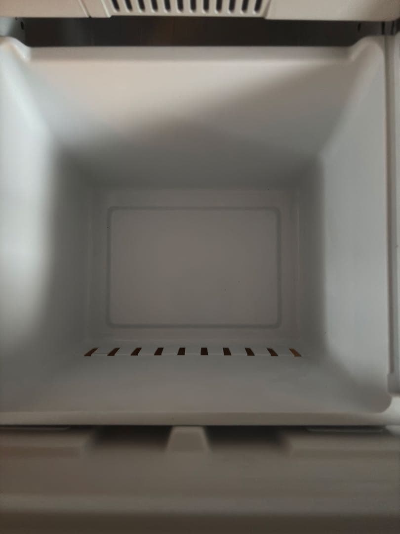 田*中様 ハイセンス冷蔵庫 3段ガラス棚付き