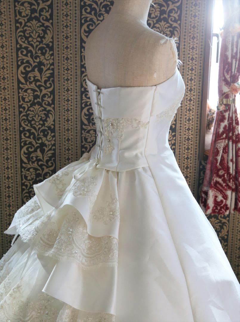 571ナチュラルビューティー高級ウエディングドレス11号13号15号編み上げ