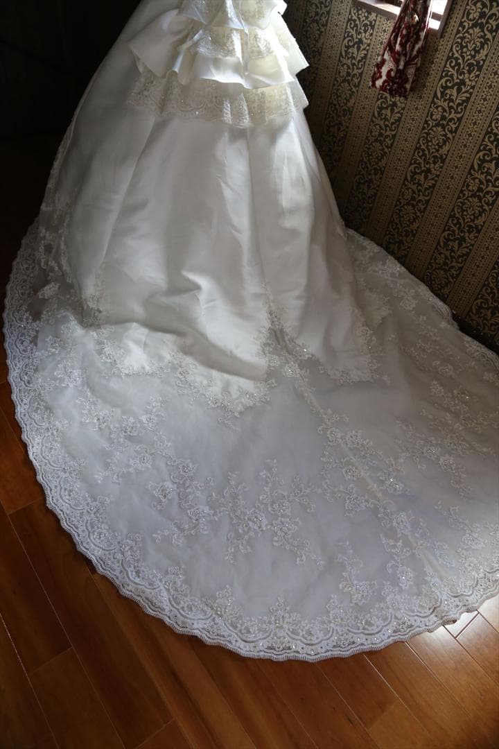 571ナチュラルビューティー高級ウエディングドレス11号13号15号編み上げ