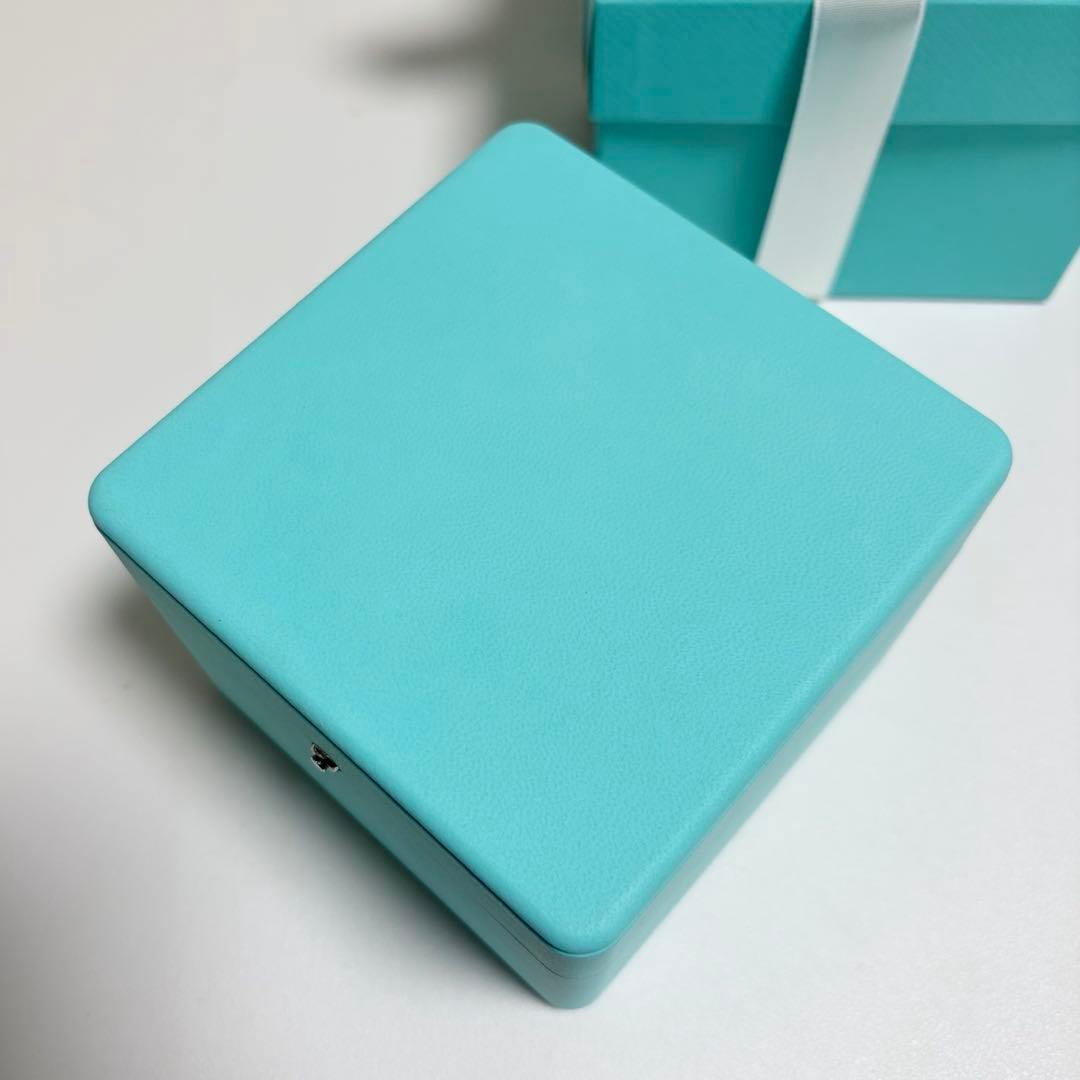 美品　ティファニー　バングルケース　空箱　ブレスレット　腕時計ケース　現行品