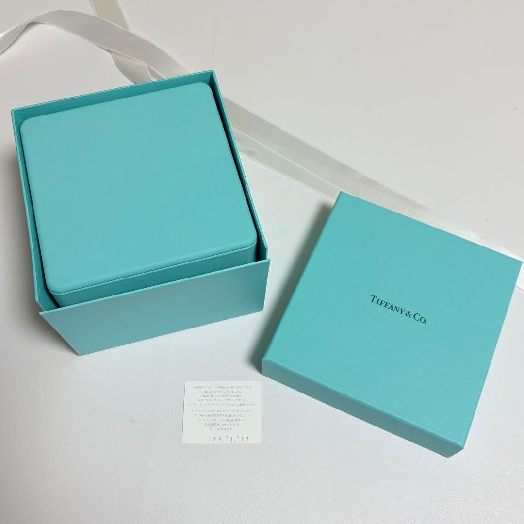 美品　ティファニー　バングルケース　空箱　ブレスレット　腕時計ケース　現行品