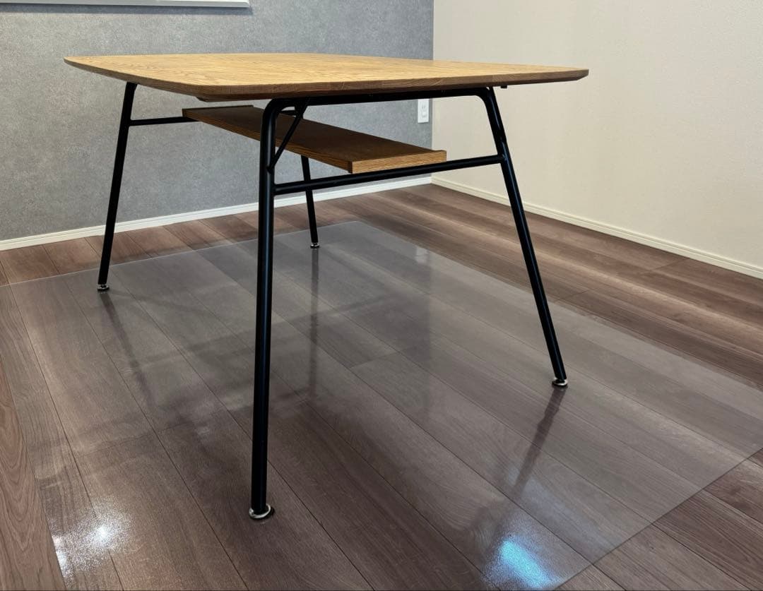 【送料込】MOMO NATURAL オーク無垢 ダイニングテーブル 130